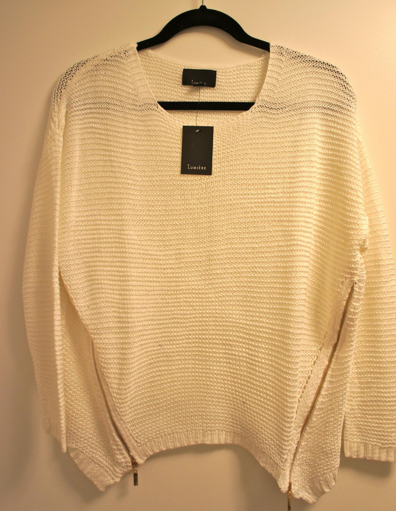 White Knit Sweater on Luulla
